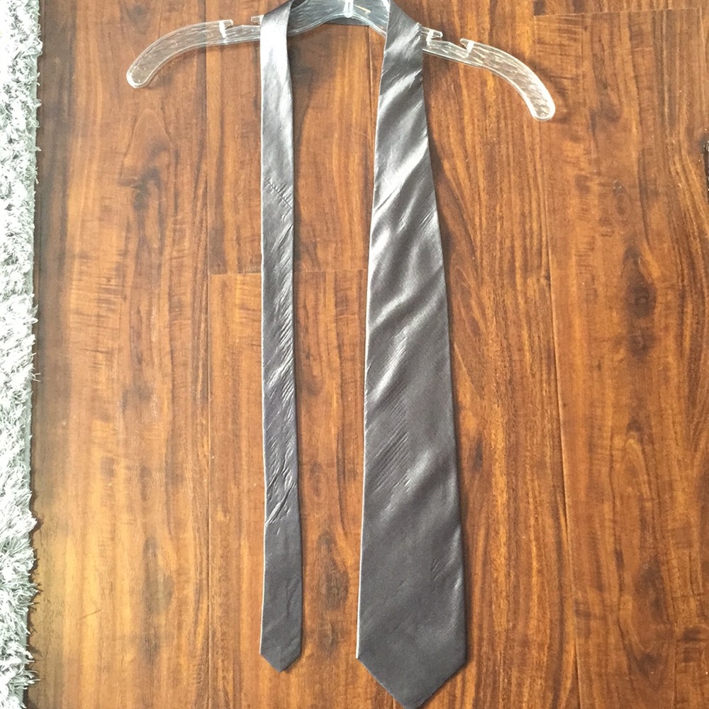 Bronze colored men's tie